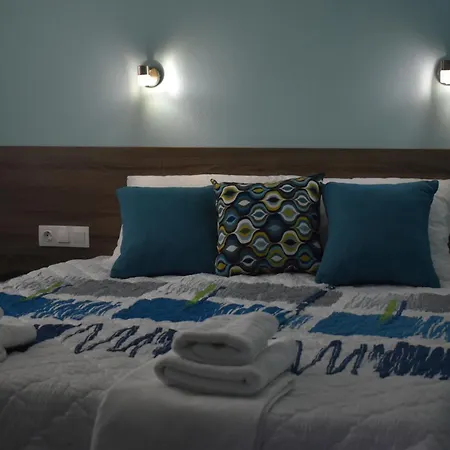 招待所 Olympia Paralía