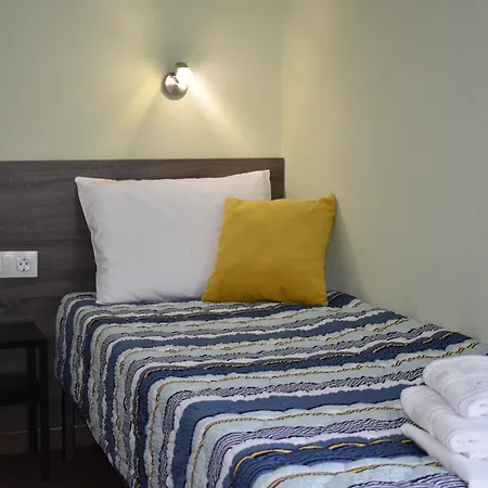 Olympia 招待所 Paralía