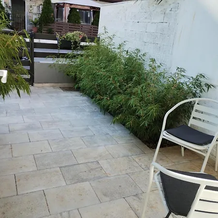 Olympia بيت ضيافة Paralía